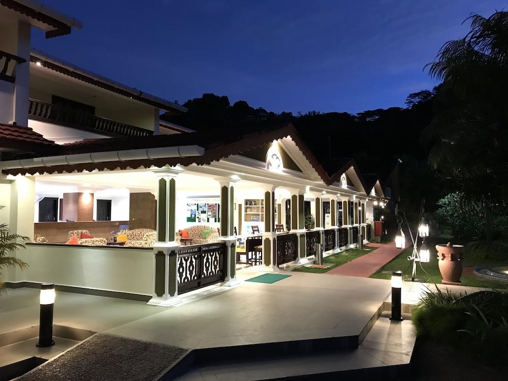 Berjaya Praslin Resort Anse Volbert Village Exterior foto