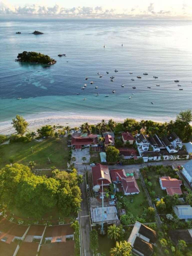 Berjaya Praslin Resort Anse Volbert Village Comodidades foto